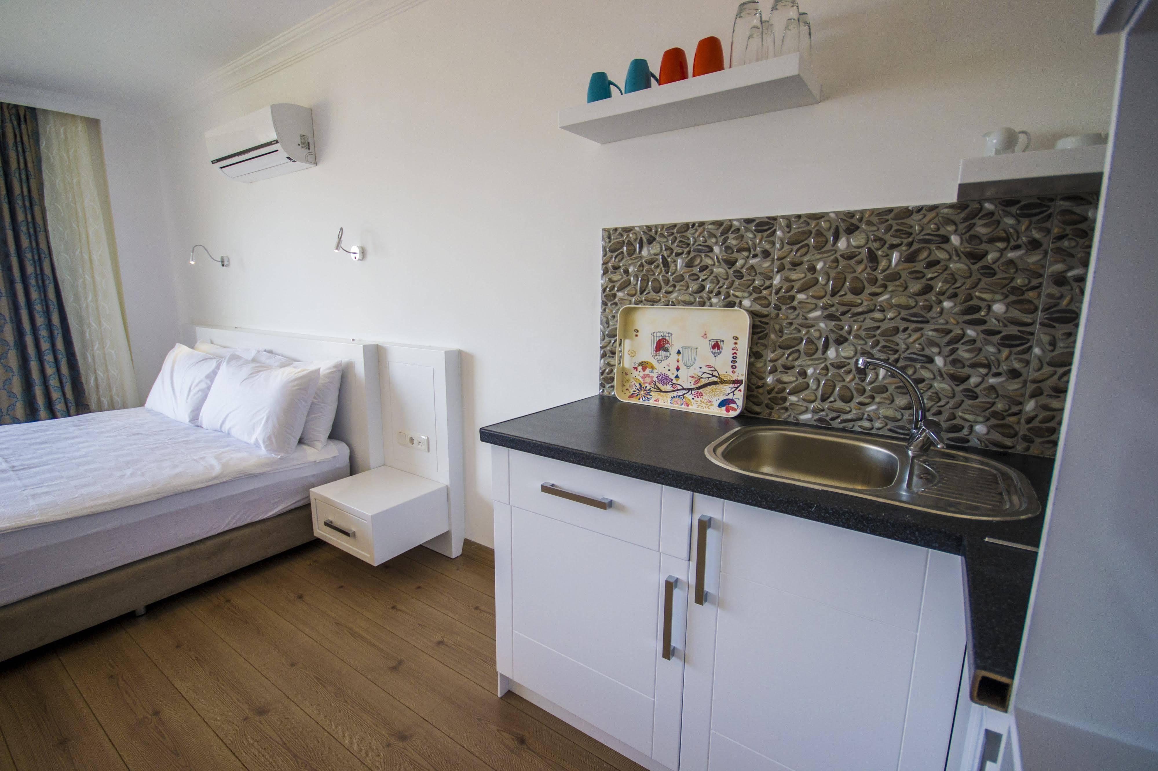 Kelebek Studio Apartments Kalkan Kültér fotó