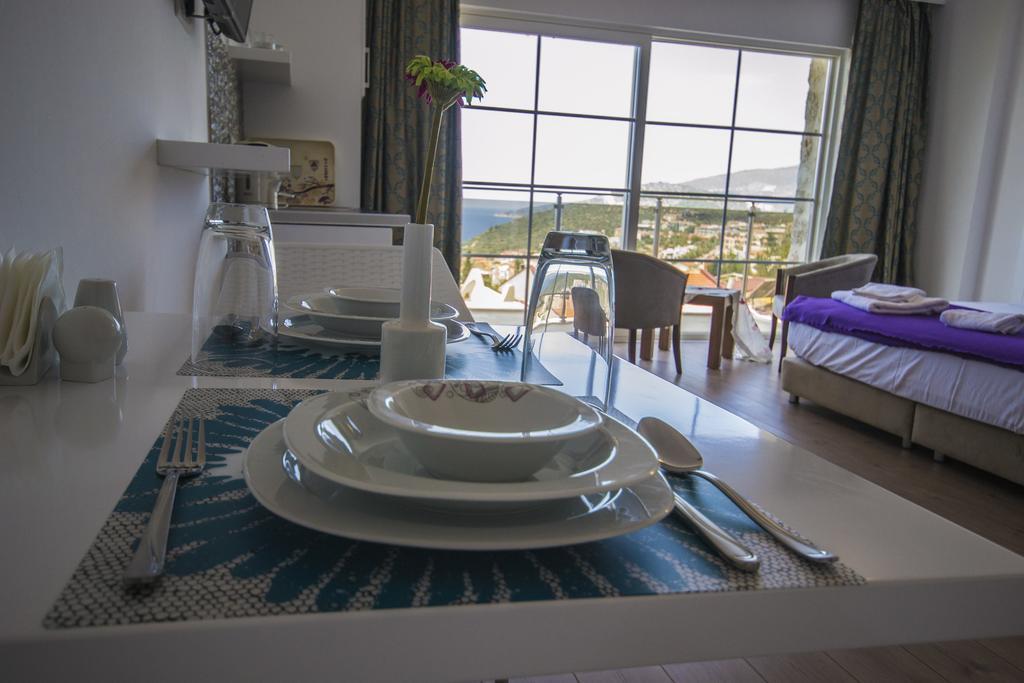 Kelebek Studio Apartments Kalkan Szoba fotó